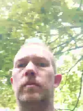 Cam4 Sex Chat of Trolls37