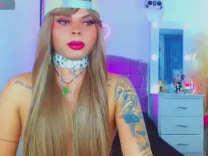 Cam4 Free Porn Cam of leslychaneldoll