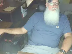 Cam4 Free Live Porn of RivianBear