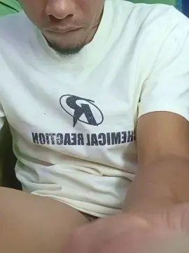 Cam4 Free Porn Cam of Pisspoopigpsir