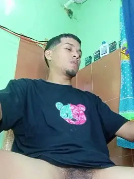Cam4 Free Porn Cam of Pisspoopigpsir