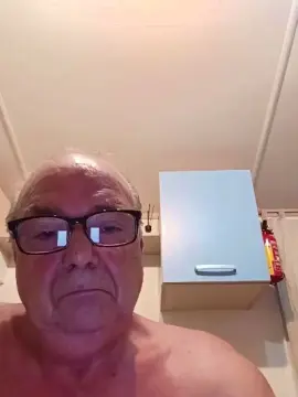 Cam4 Sex Cam of minuzzo61