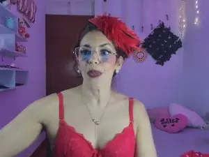 Cam4 Watch Live Sex Cams of AlanaV