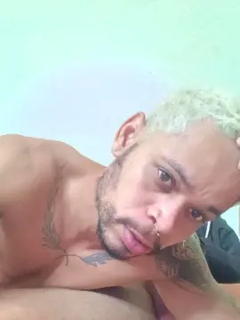 Cam4 Sex Cam of Casadodotado21