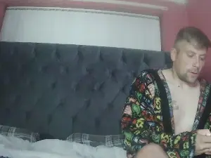 Cam4 Adult Video Chat of ukcouple_sexy