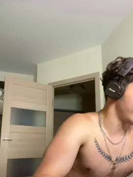 Cam4 Adult Webcam of bravo_maestro