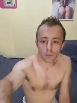 Cam4 Private Sex Chat of Adrian26pl