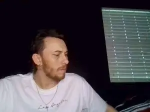 Cam4 Adult Webcam of Tallhungcloudy