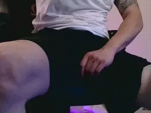Cam4 Sex Cam of zzaaddyy187