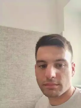 Cam4 Live Porn of italian_bull1
