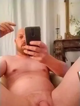 Cam4 Watch Live Sex Cams of kuggg