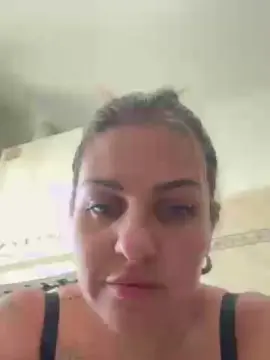 Cam4 Adult Video Chat of Gatarubia