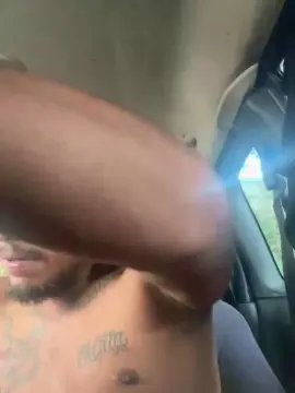 Cam4 Live Sex of JizzleJake77