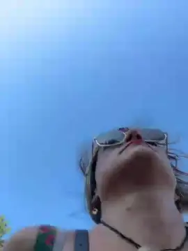 Cam4 Adult Webcams of lesnympho_sexy