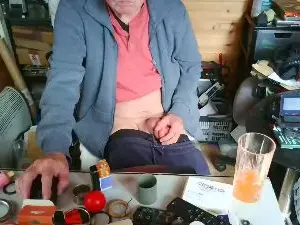 Cam4 Free Live Porn of stevieboy77