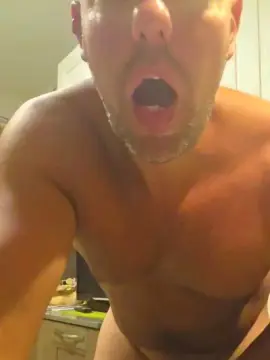 Cam4 Live Sex Cam of 83moro83