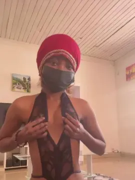 Cam4 Free Porn Cam of MaevahSacha