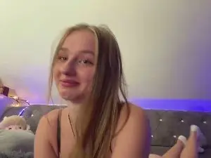 Cam4 Best live sex cam show of AshleaGiardini