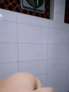 Cam4 Live Sex Cam of suitsabidog