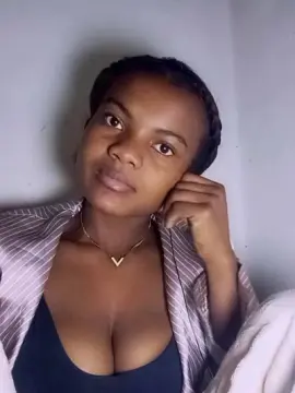 Cam4 Adult Webcam of mialisoa3