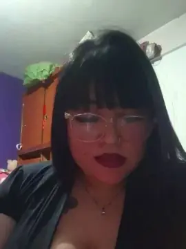 Cam4 Live Sex Cam of yamila36