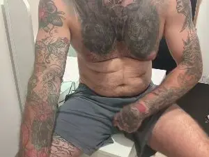 Cam4 Free Porn Cam of HandyMan1