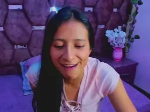 Cam4 Live Sex Cam of Sharllote