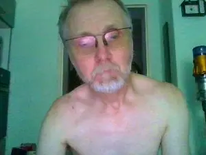 Cam4 Watch Live Sex Cams of Cooly666