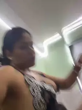 Cam4 Live Porn of emmabraumm