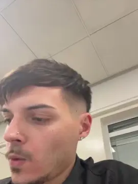 Cam4 Sex Cam of ThomasRM98