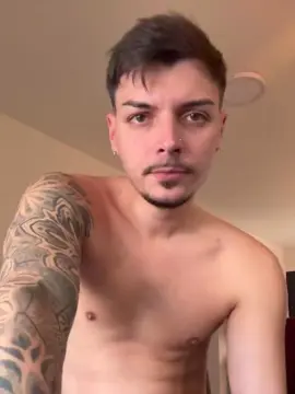 Cam4 Adult Video Chat of ThomasRM98