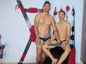 Cam4 Live Sex Cam of Yuztin_SlimBoy