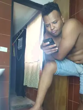 Cam4 Live Porn of 777MONSTERDADDY