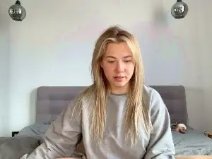 Cam4 Free Live Porn of alicevis