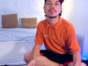 Cam4 Private Sex Chat of Briian__