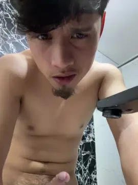Cam4 Live Sex Cam of MatiasIgnacio20