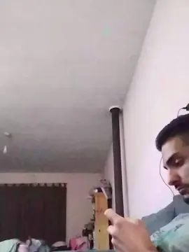 Cam4 Free Porn Cam of EtanislaoDanan