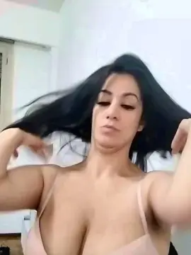 Cam4 Watch Live Sex Cams of Miquilu04