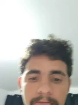 Cam4 Watch Live Sex Cams of Levi_Henrique