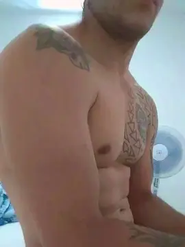 Cam4 Free Porn Cam of Mirko_sexy96