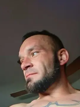 Cam4 Free Porn Cam of DatRyanGuy69