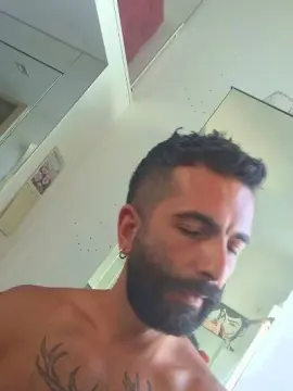 Cam4 Live Porn of Alessio90italy