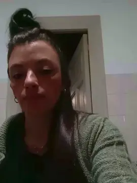 Cam4 Live Sex Cam of flor229