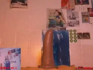 Cam4 Free Live Porn of newyearnewhole