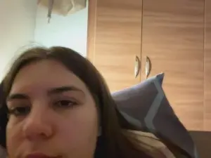 Cam4 Live Porn of AvelinaLidster