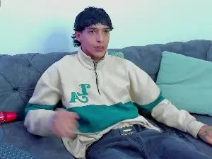 Cam4 Live Porn of KroyWave