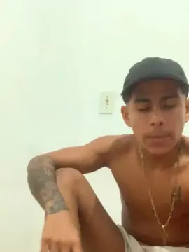 Cam4 Free Porn Cam of MARENTO23CMM