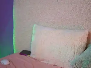 Cam4 Free Live Porn of SabrinaHope