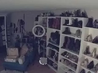 Camsoda Private Sex Chat of voyeurcam-missoliviablack-03