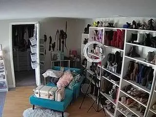 Camsoda Sex Cam of voyeurcam-missoliviablack-03